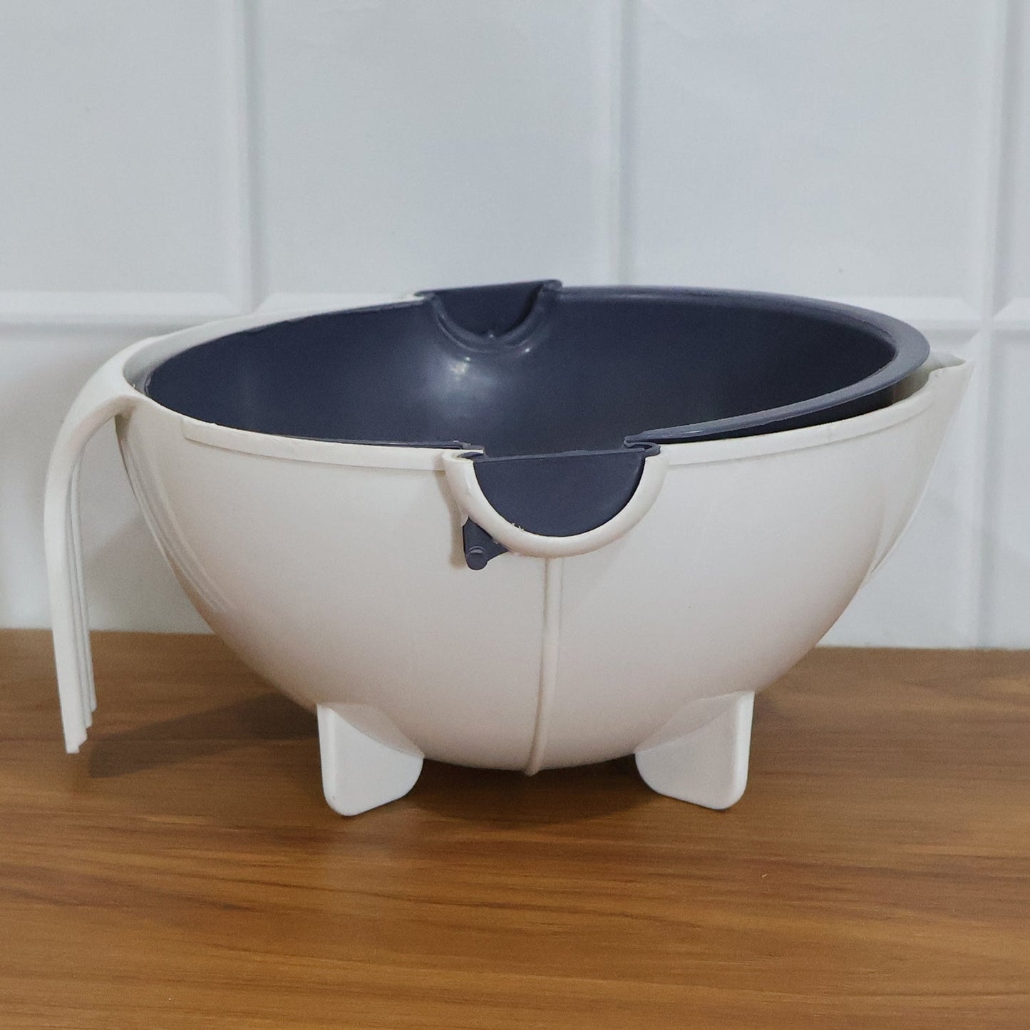 Multipurpose 2 In 1 Vegetable Washing Bowl with Strainer (1 Pc)