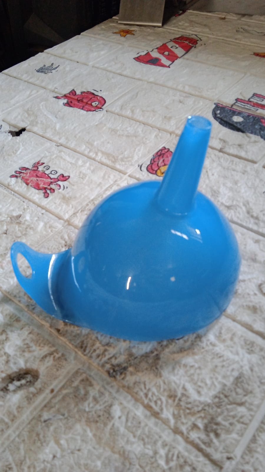 Plastic Funnel for Pouring Oil Sauce Water Juice Cooking Small Food Grains 1 Pc