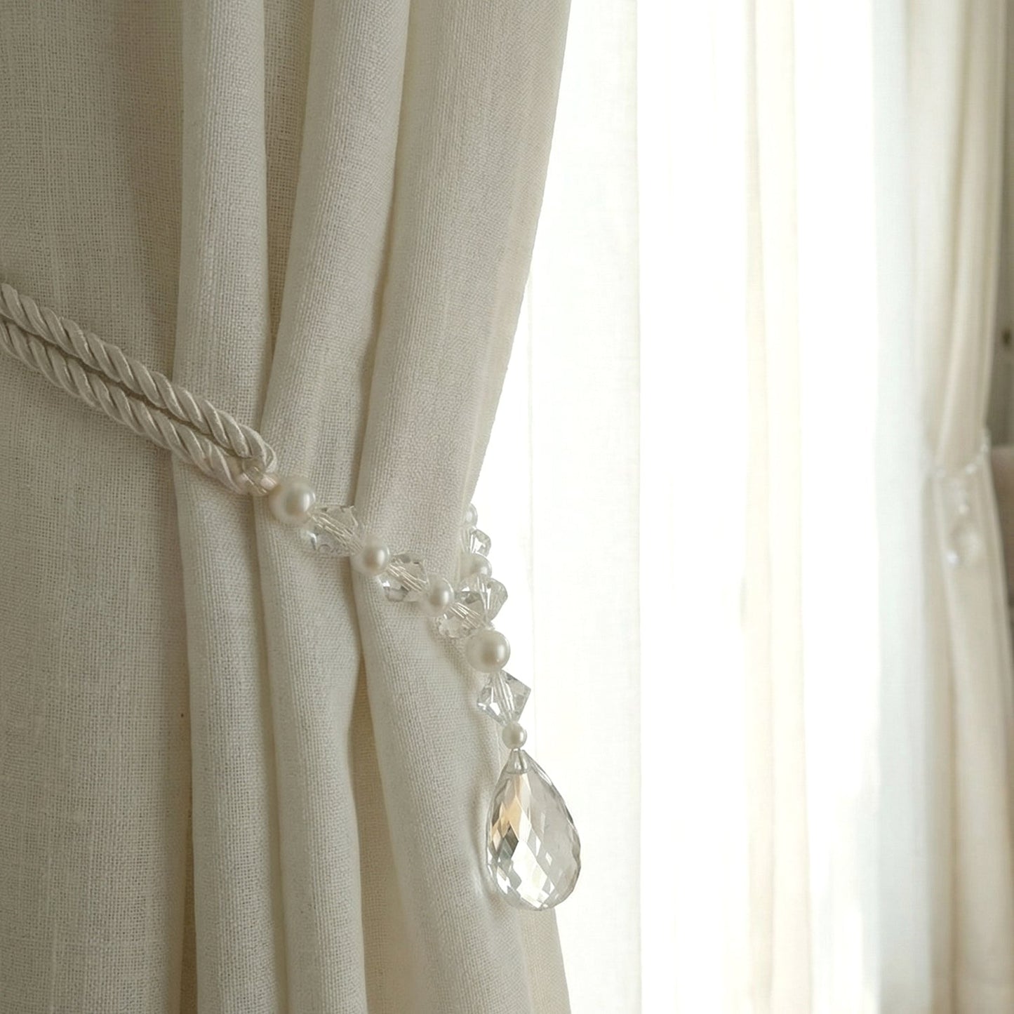 Premium crystal window curtain band