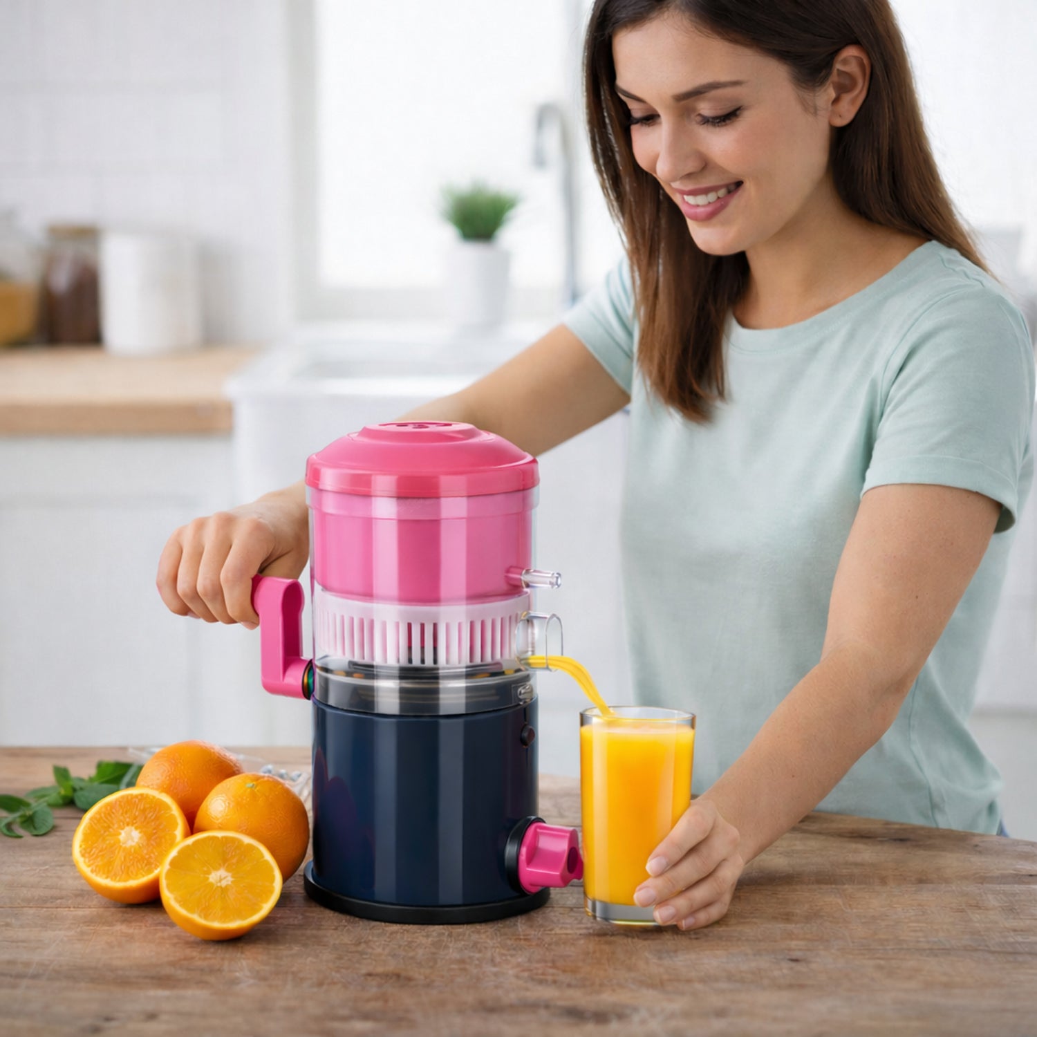 Manual citrus press juicer tool