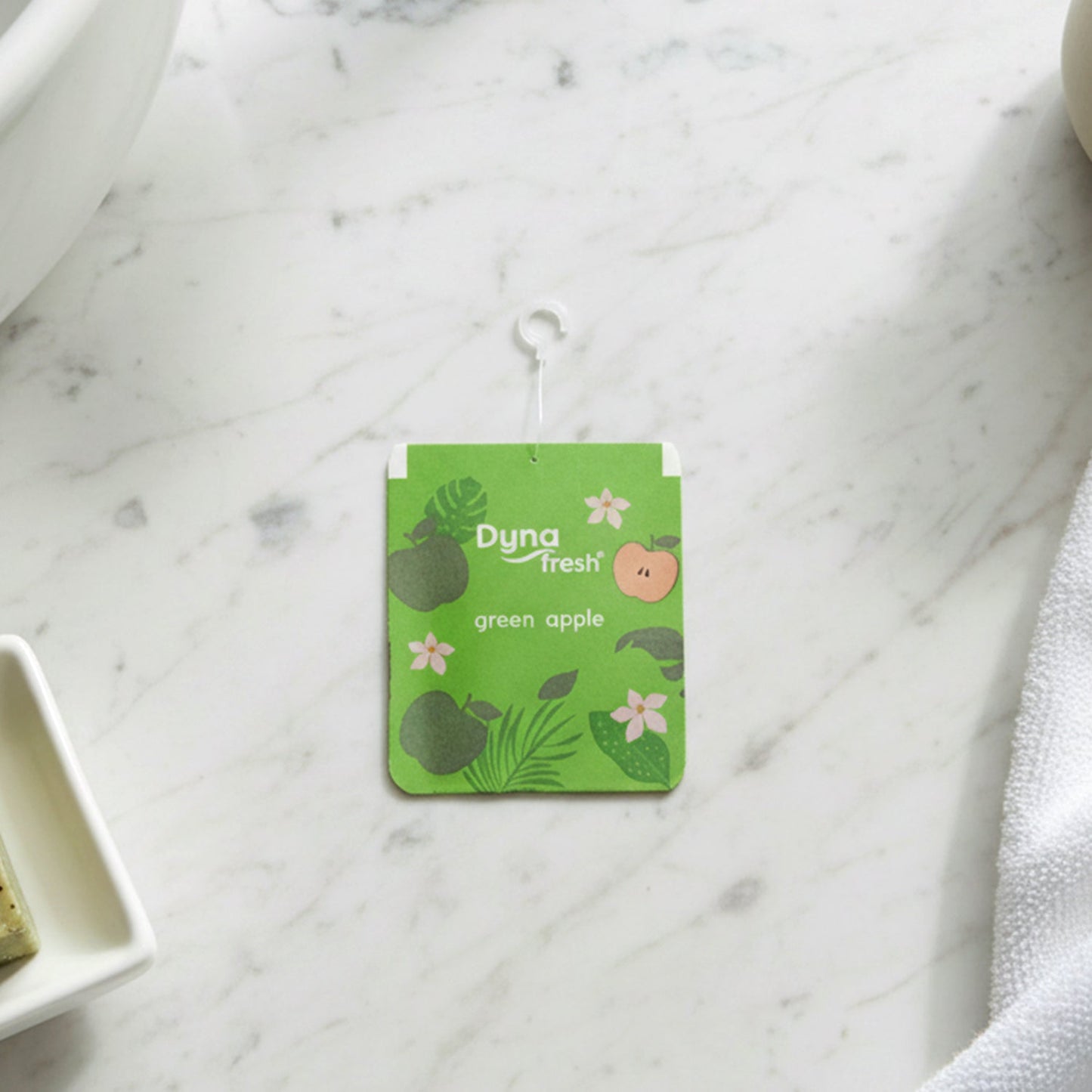 Refreshing apple fragrance air gel