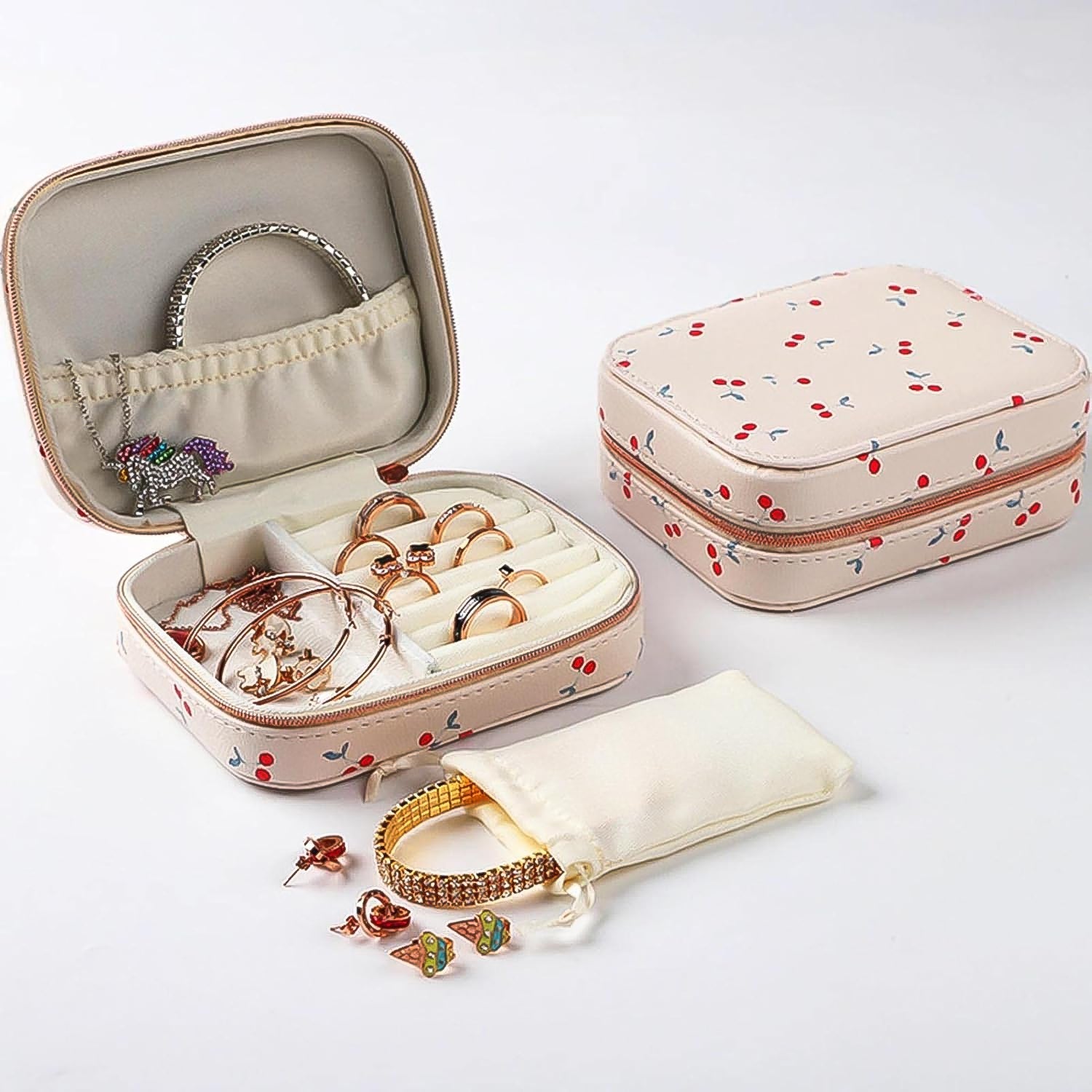 Portable travel jewellery holder box for earrings and bangles India