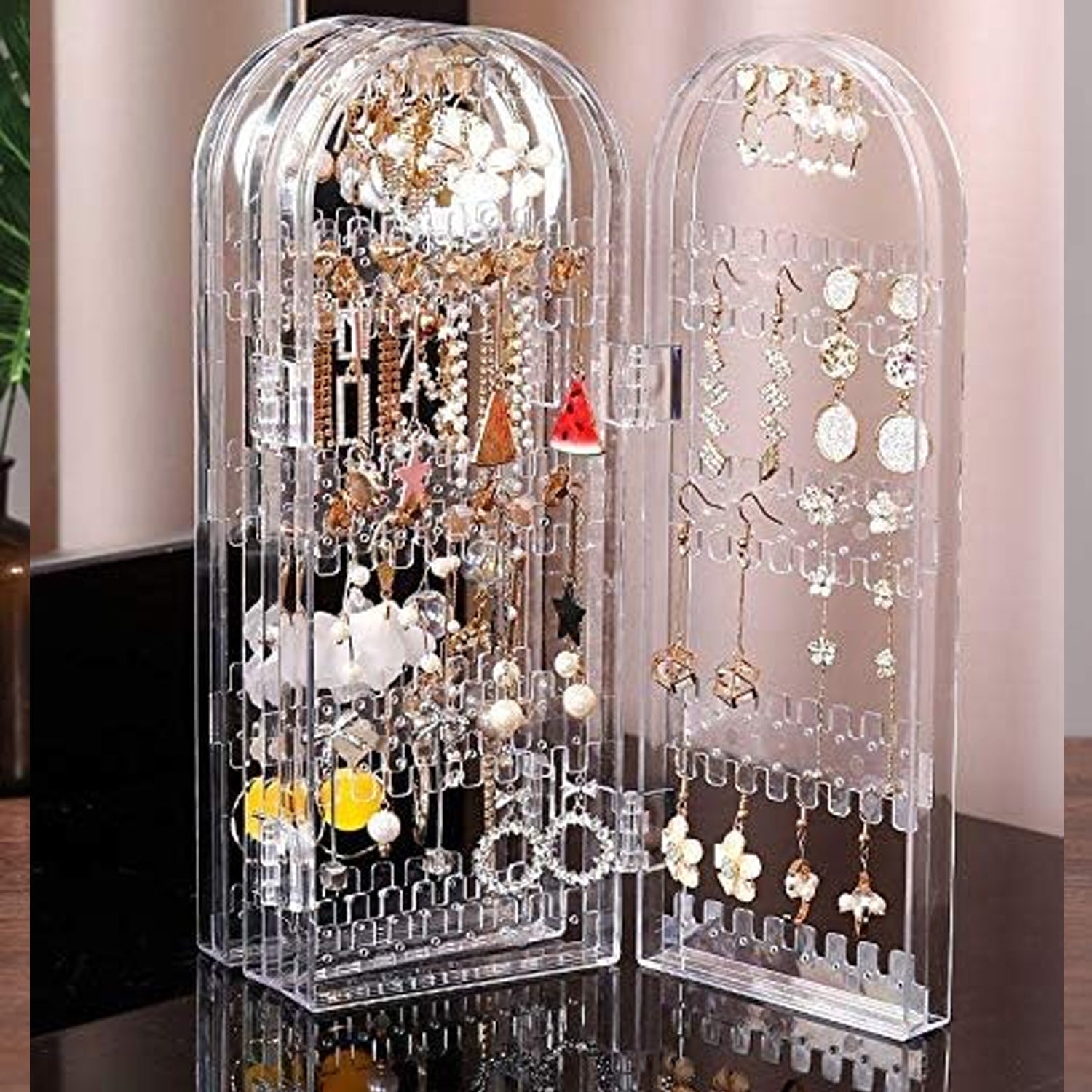 Acrylic earring screen stand 4-fold close-up India