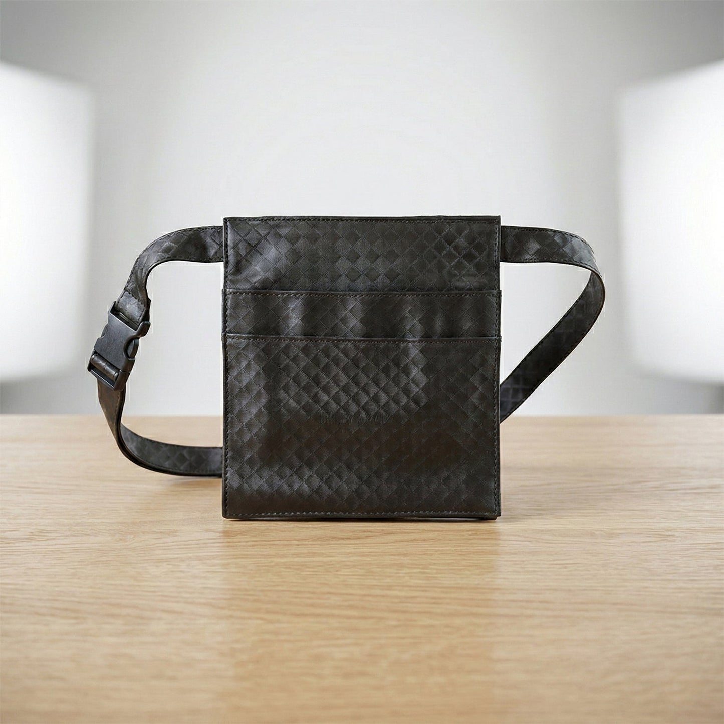 Fashionable crossbody side bag