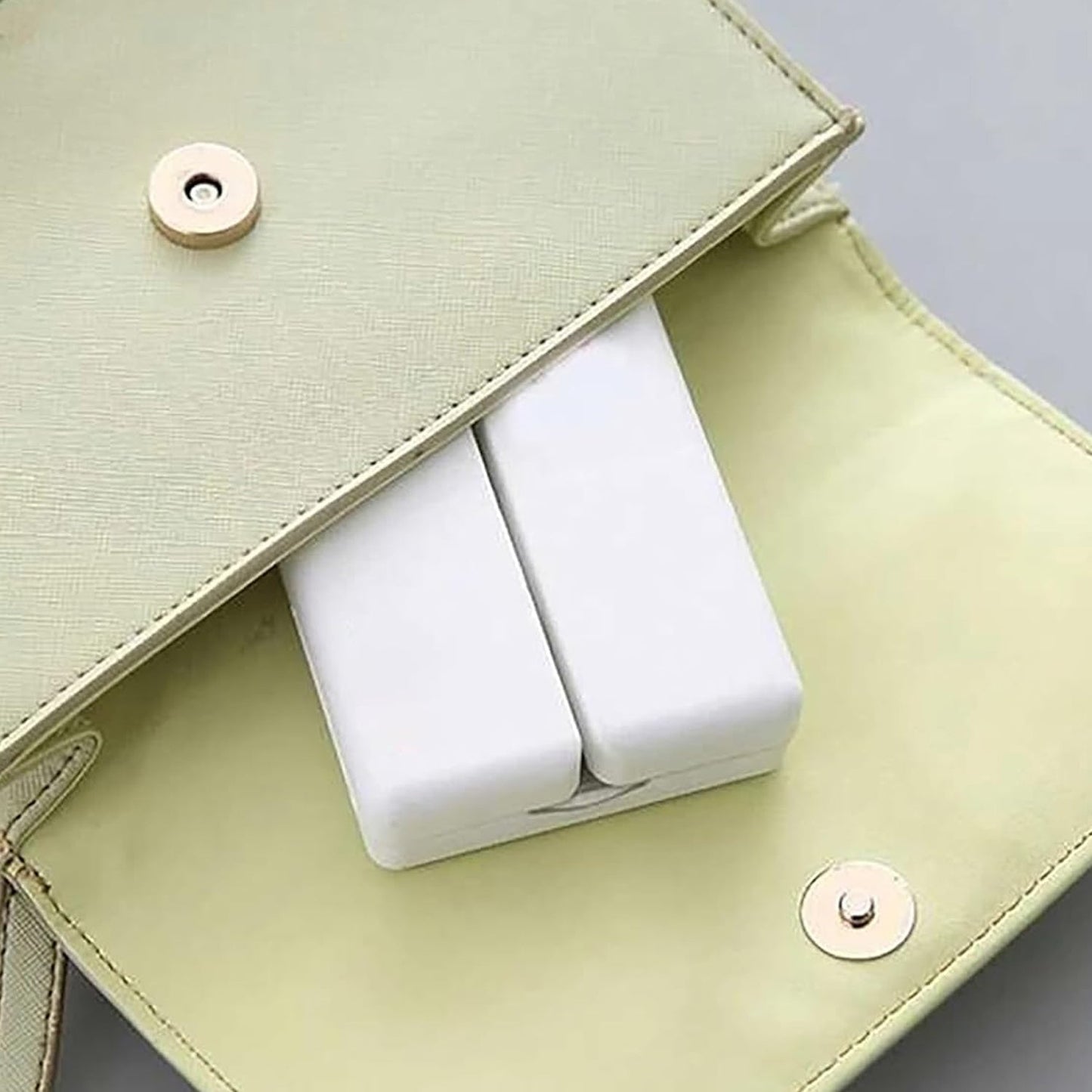 Magnetic Pill Organizer, Medicine Box (1 Pc)