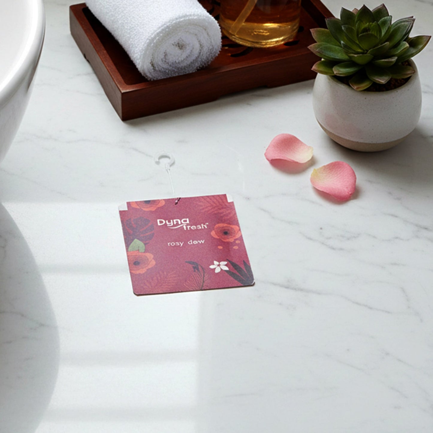 Compact rosy dew hanging gel
