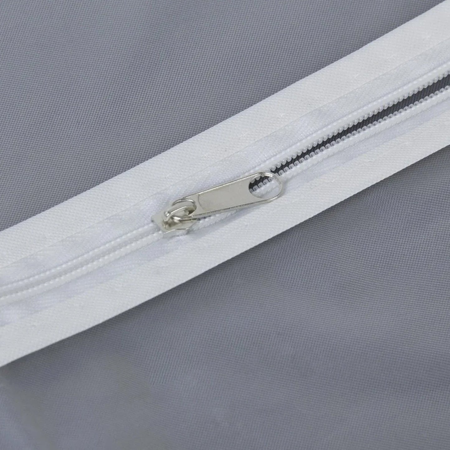 Suit Cover - Full Length Zipper Closeup