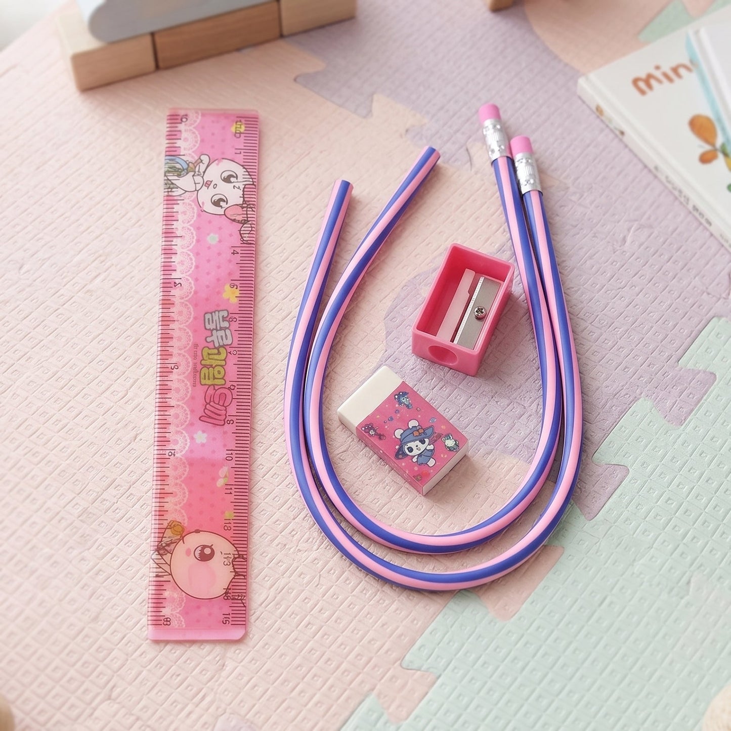 Kids school kit angle