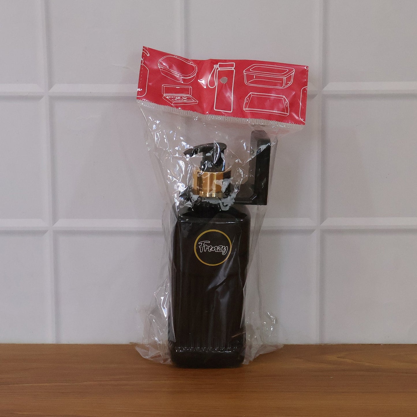 liquid soap dispenser bottle