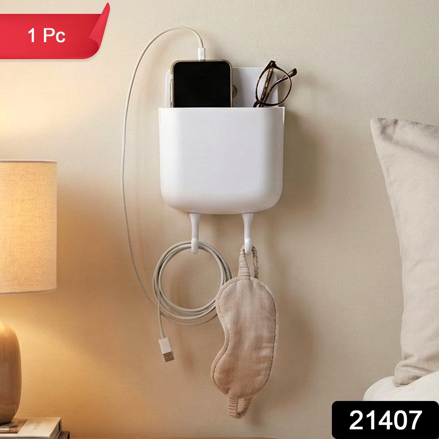 Hanging wall storage pocket for home