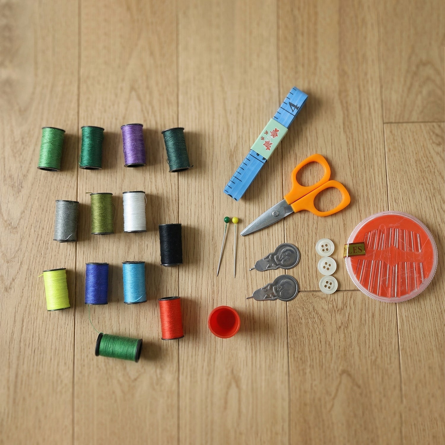 purse size sewing kit