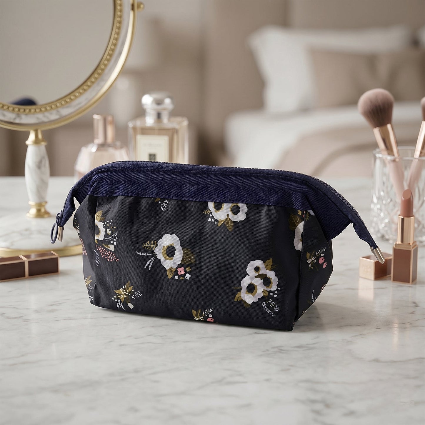 Stylish Multipurpose Cosmetic Storage Pouch Bag (1  Pc, 18x12 Cm)