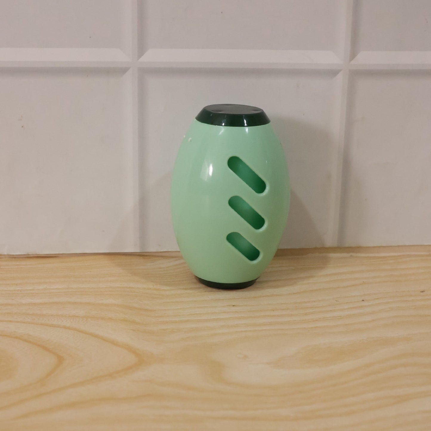 Reusable Lint Roller - 1 Pc – Eco-Friendly, Easy-to-Use for Clothes, Furniture