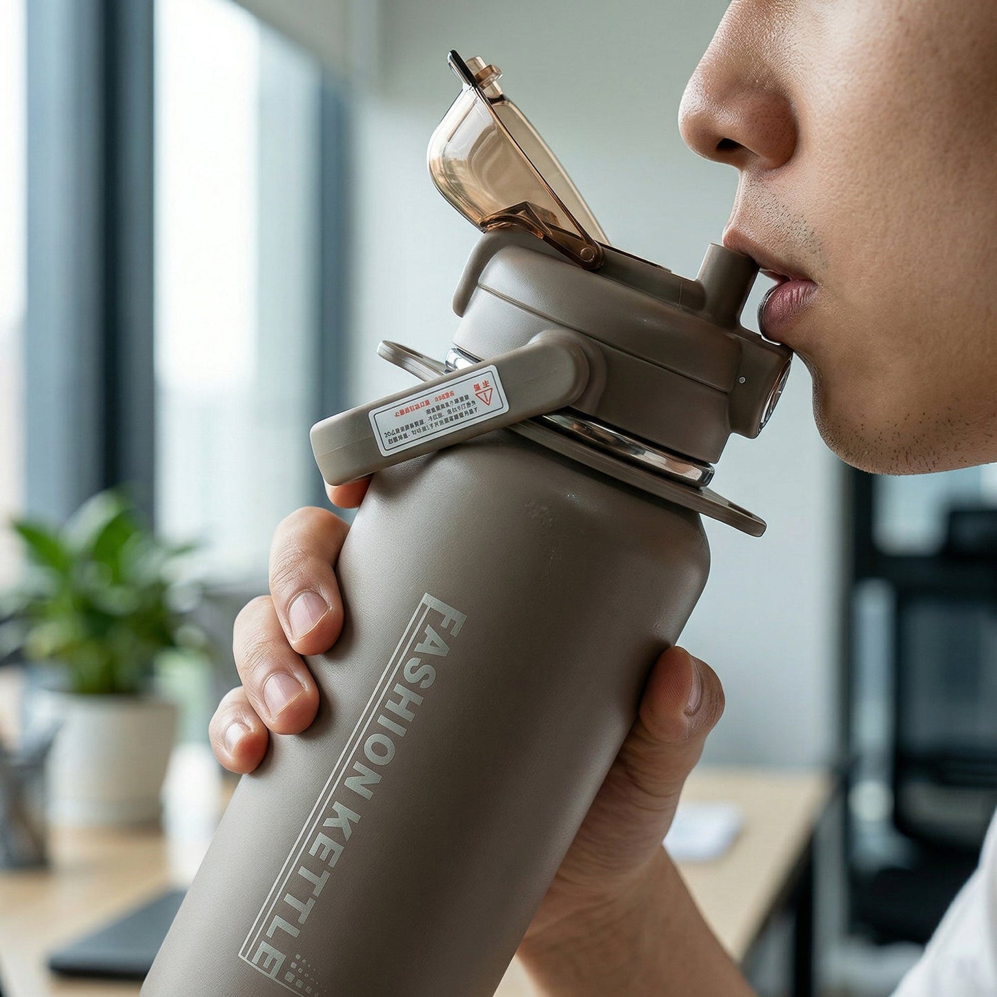 Stainless Steel Water Vacuum Insulated Bottle With Straw (1500ML, Mix Color)