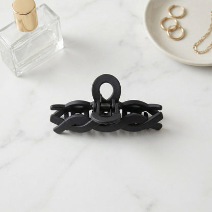Stylish Twist Design Hair Claw Clip (1 Pc)