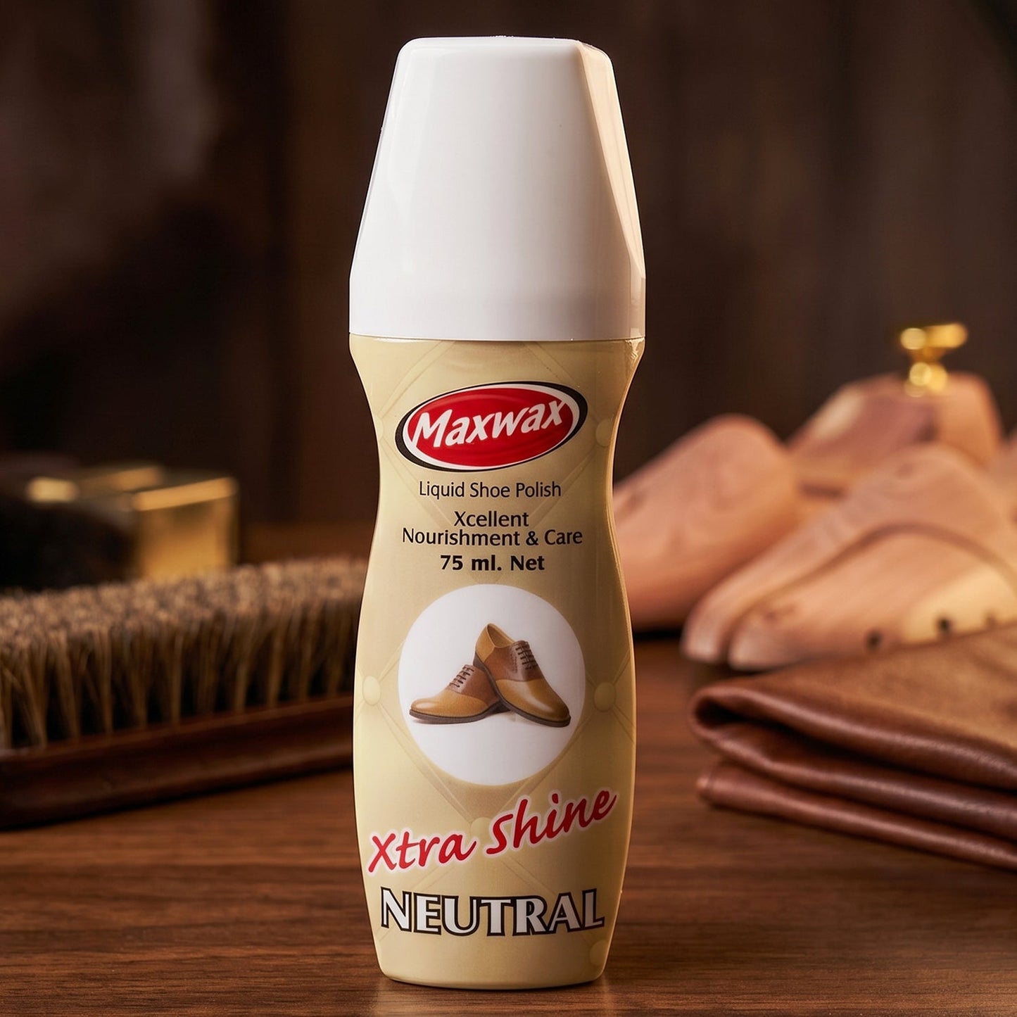 liquid shoe shiner solution