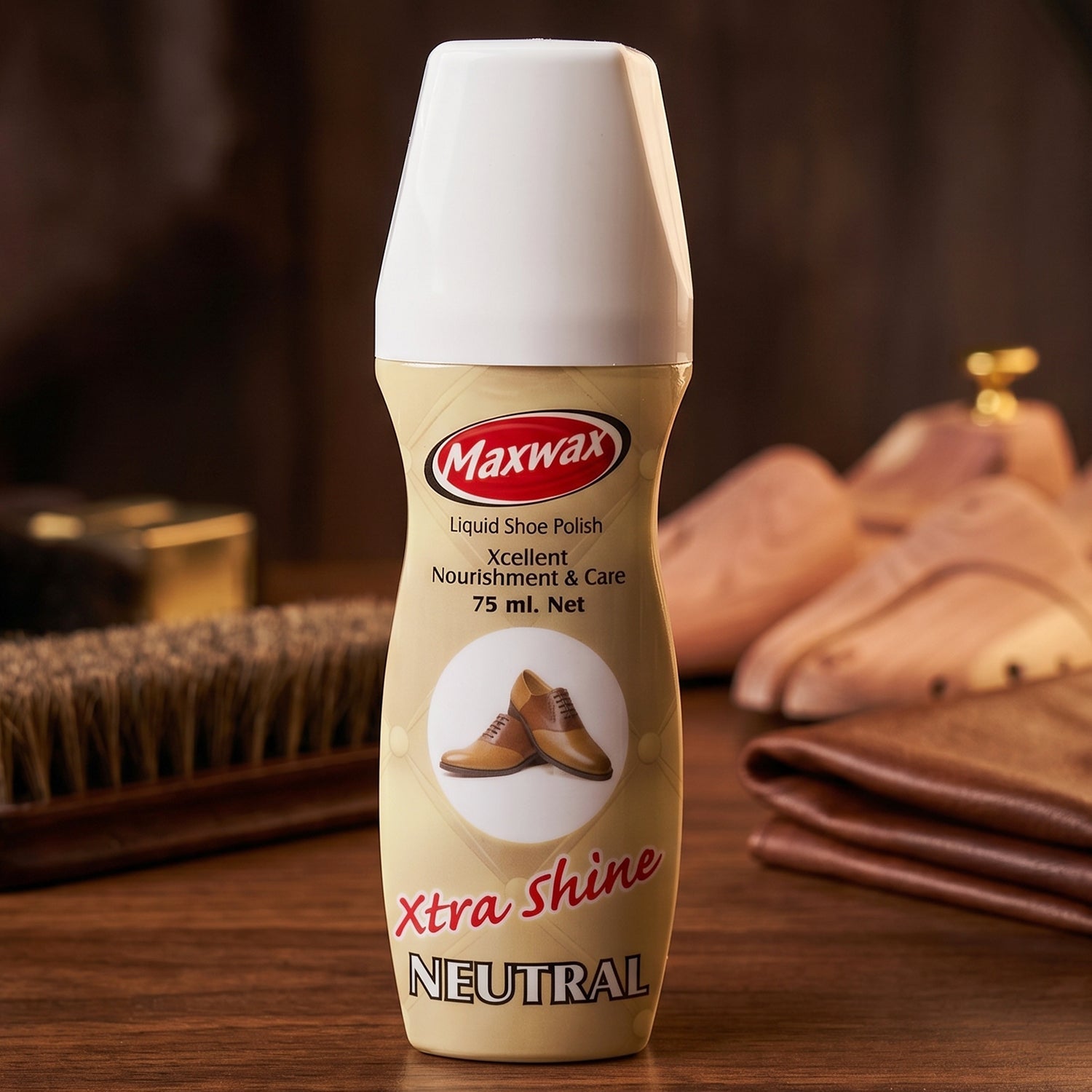 liquid shoe shiner solution